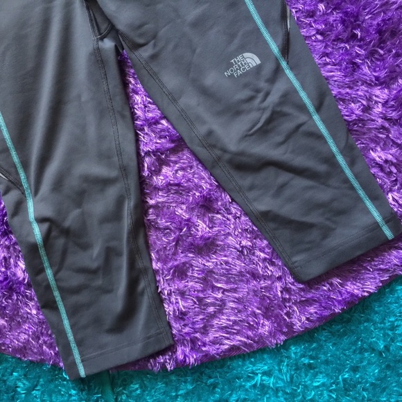 The North Face Flight Series capris leggings - Picture 4 of 9
